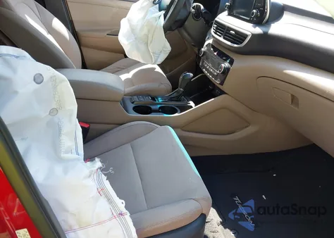 2021 Hyundai Tucson Sel z USA, uszkodzony, nr VIN KM8J3CAL8MU385243